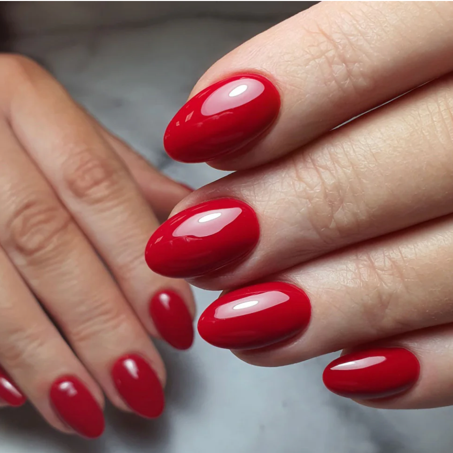 026 BIG RED APPLE GEL POLISH 10ML